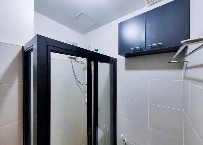 Citispace 1br Condotel At Ridgewood Towers Near Bgc Airport #rw07a * Manila